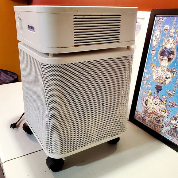 Austin Air Healthmate HM400 Air Purifier - Picture 3 of 8